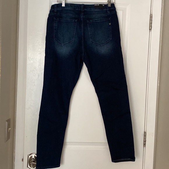 Dark Blue Miss Me Skinny Jeans Size 32. NWT - Picture 5 of 7